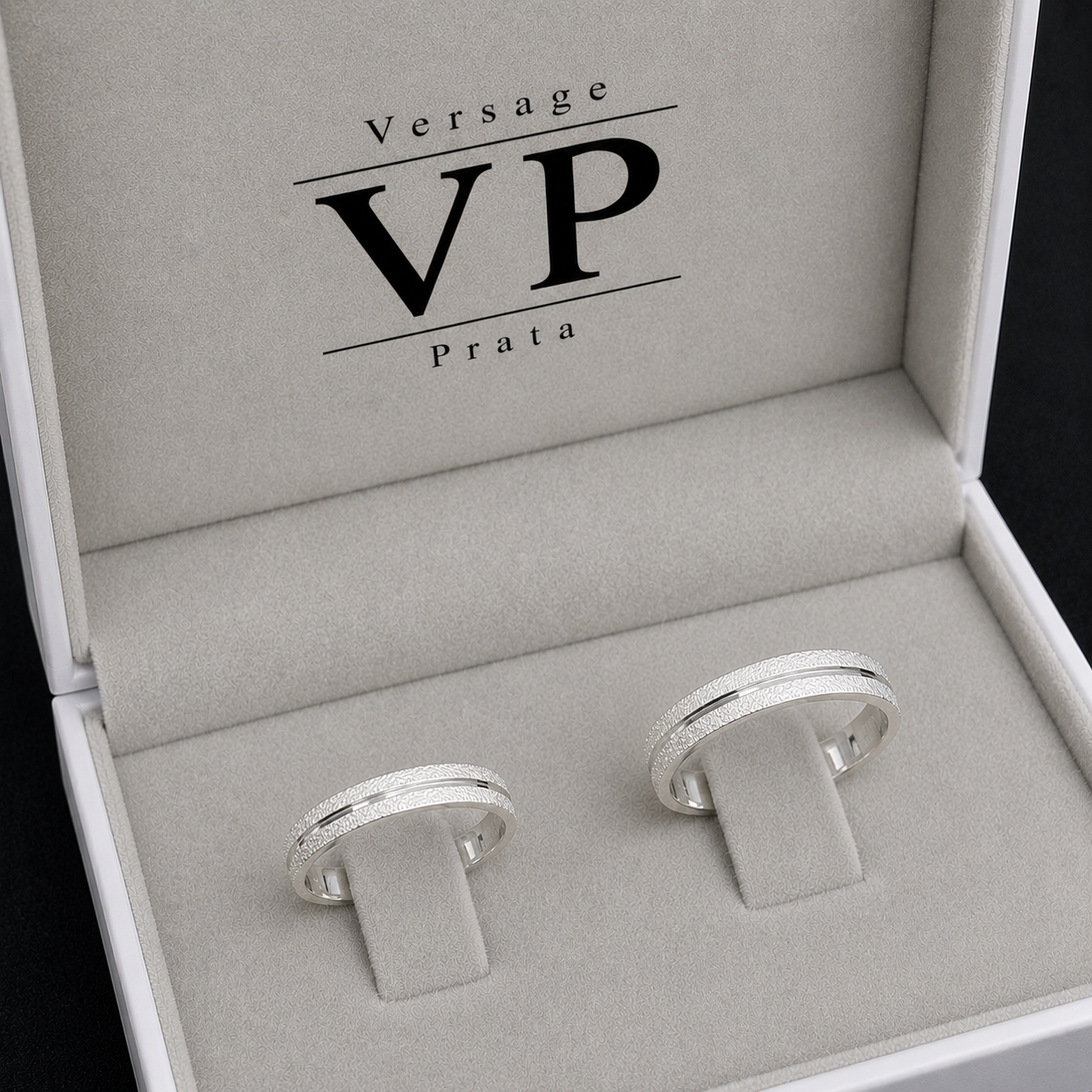 Par de Alianças Versage Prata – Friso e Diamantada 3,5mm