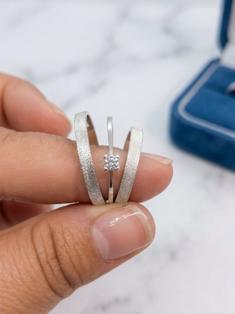 Aliança de Prata 925 Diamantada + Solitário